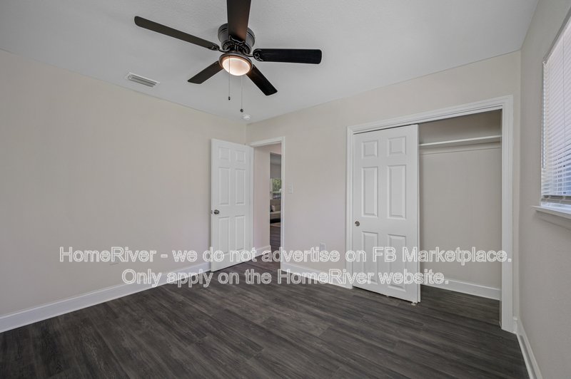 Screened In Lanai with Pool!! property image