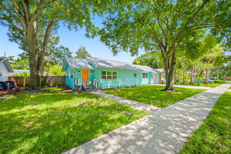 Screened In Lanai with Pool!! property image