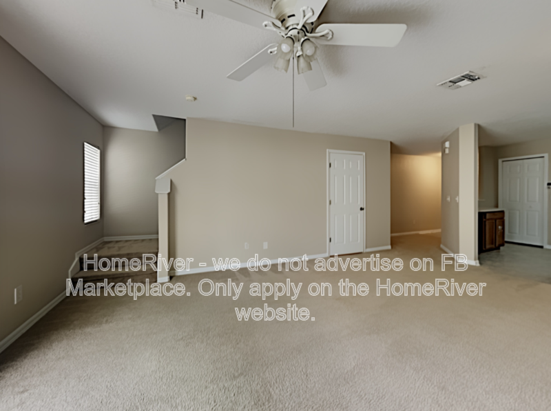 3BR/2.5BA Townhome - Prime Waterford Lakes Location property image
