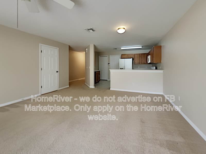 3BR/2.5BA Townhome - Prime Waterford Lakes Location property image