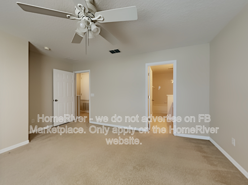3BR/2.5BA Townhome - Prime Waterford Lakes Location property image