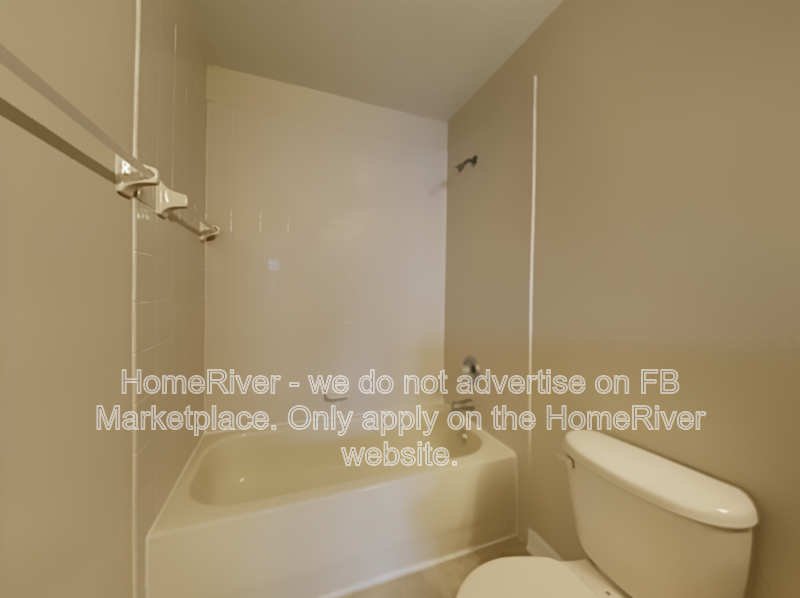 3BR/2.5BA Townhome - Prime Waterford Lakes Location property image