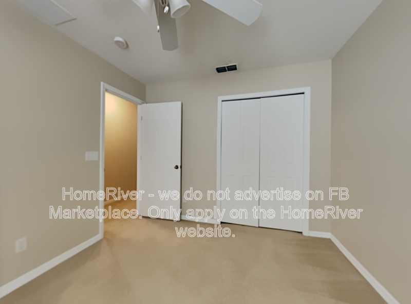 3BR/2.5BA Townhome - Prime Waterford Lakes Location property image