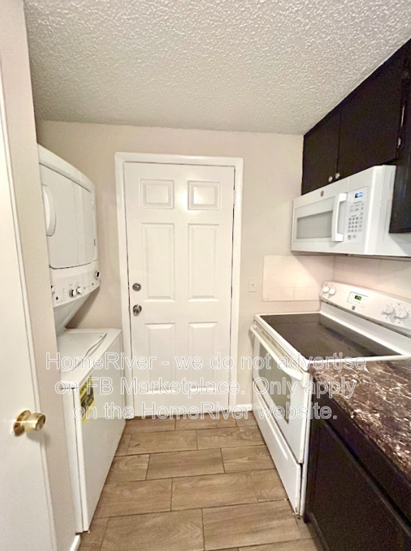 $200 off First Month&amp;amp;amp;amp;amp;#39;s Rent- 1207 E 108th Ave #A property image