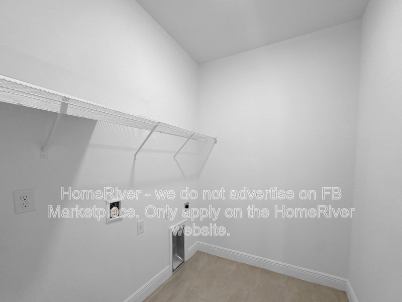Available Now | Pets Welcome | 2 Car Garage | Screened-In Patio property image